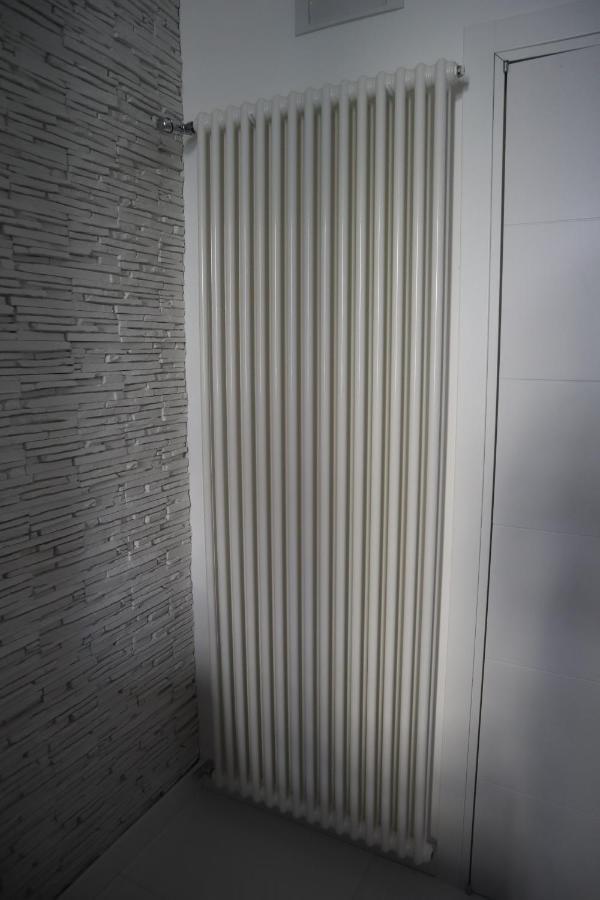 Rettifilo 201 Exclusive Rooms Naples Luaran gambar